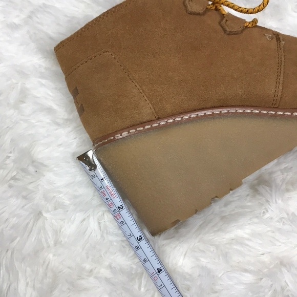 Toms Heeled Wedge Booties - Picture 10 of 10